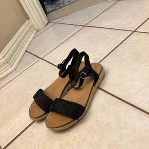 Lucky brand sandals